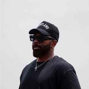 Meet your Posher, Vic